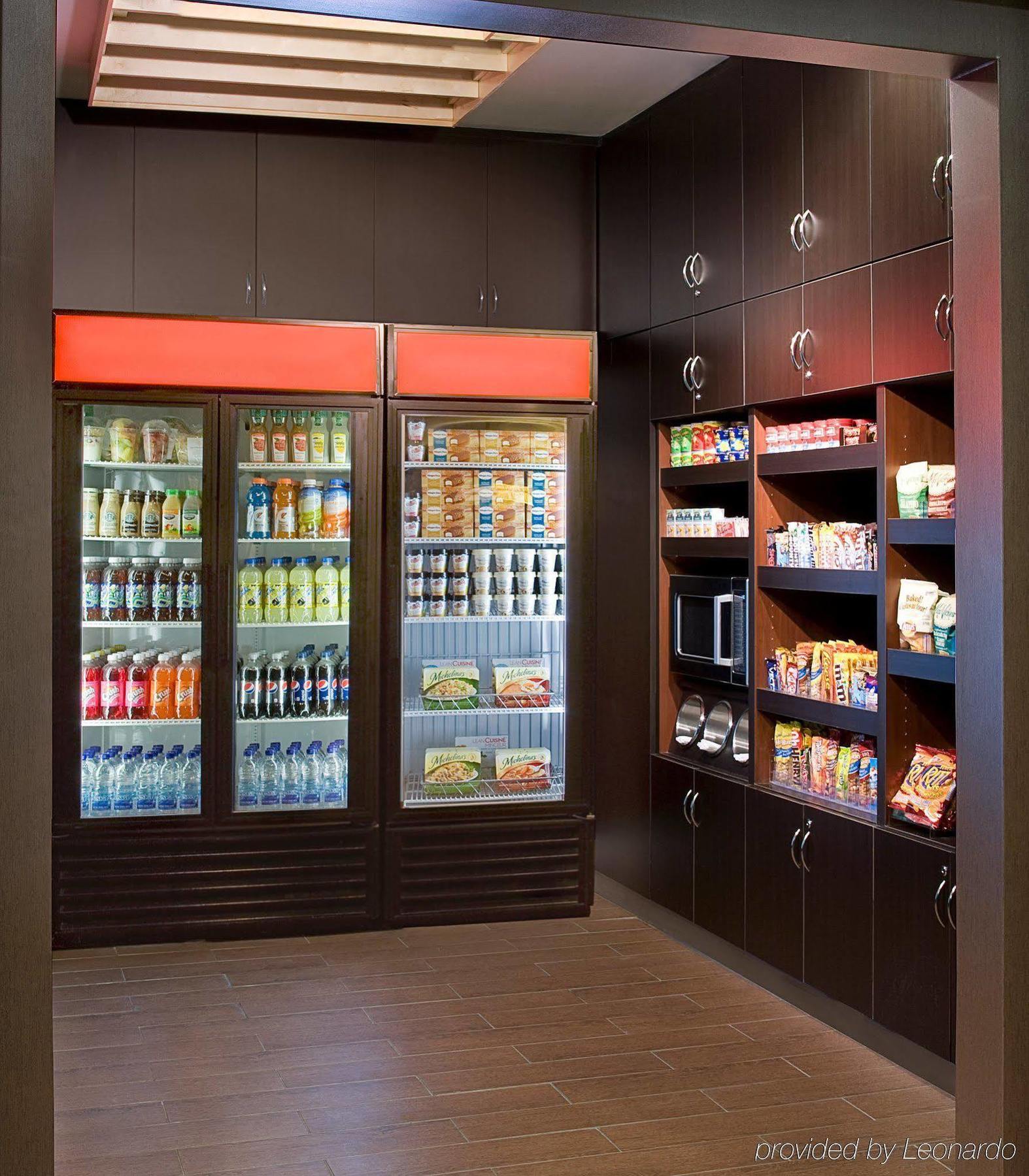 Courtyard By Marriott Toronto Brampton Hotel Ngoại thất bức ảnh
